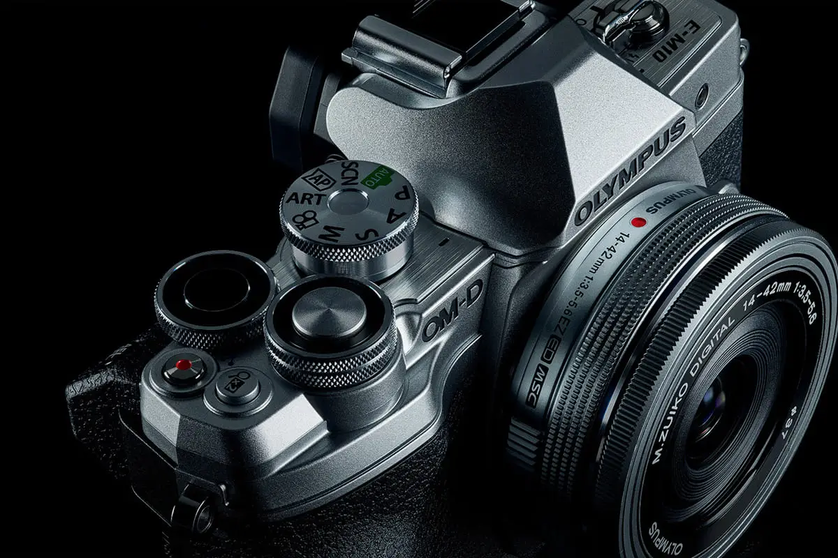 Olympus OM-D E-M10 Mark IV